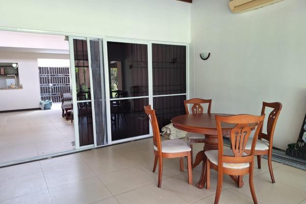 Villa de 3 habitaciones y 3 baños en costa blanca decameron
