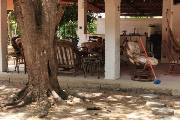 Terreno con casa en santa clara