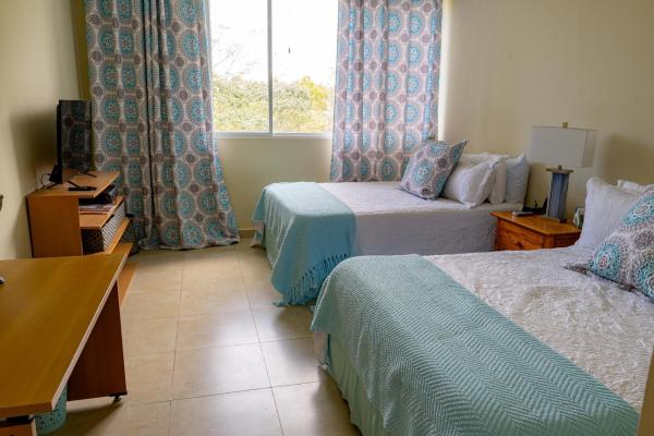 Apartamento de 4 habitaciones frente al mar en farallon