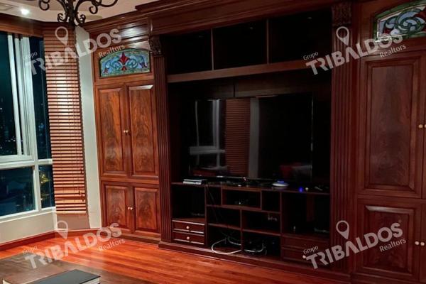 Se vende penthouse de 4 recámaras, en marbella