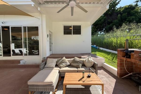 Casa privada con piscina y amplio terreno en coronado