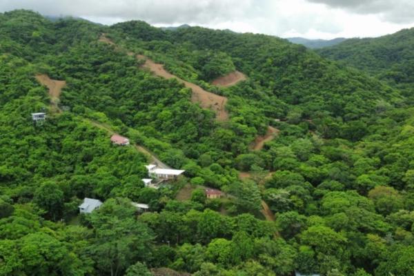 Centrally-located lot with 2 rental studios