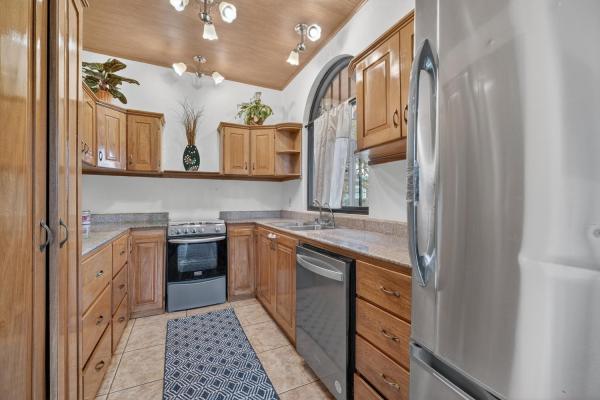 Casa en potrerillos village con apartamento tipo estudio
