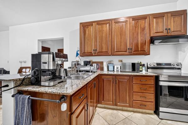 Condominio exclusivo en el tercer piso en valle escondido boquete