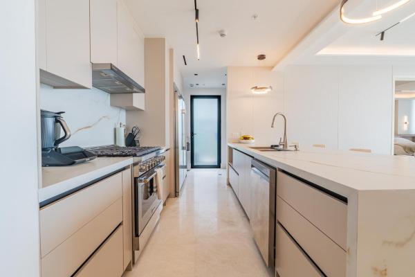 Se vende | impresionante residencia frente al mar de 3 habitaciones