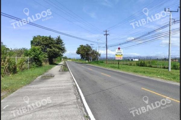 Land in front of panamericana in decameron
