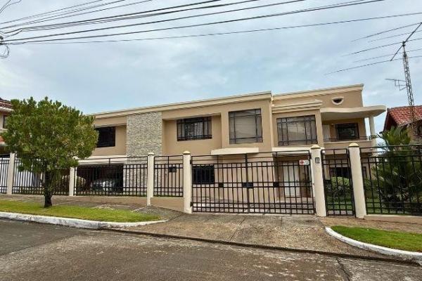 Dos mares, family home with large garden and excel