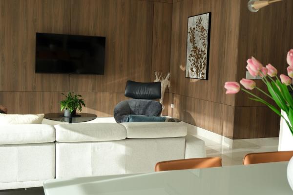 Apartamento con luz natural y vistas a la marina en bcr
