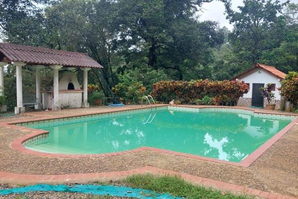 Venta de casa de montaña cerro azul