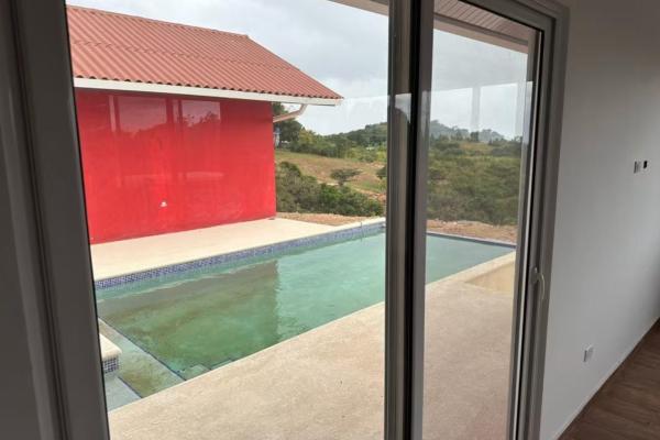 Casa en venta – vista a al mar en el calvario