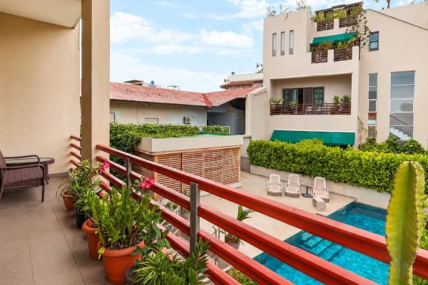 Venta de apartamento con elevador y estacionamiento en casco antiguo