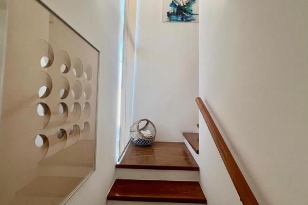 3 bedrooms turn key beach house