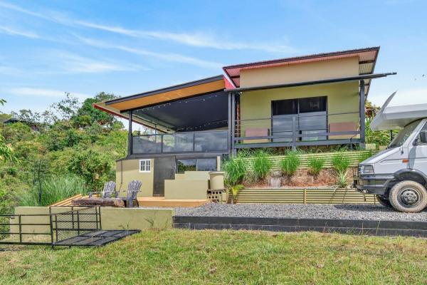 Ocean view home for sale in altos de malena torio