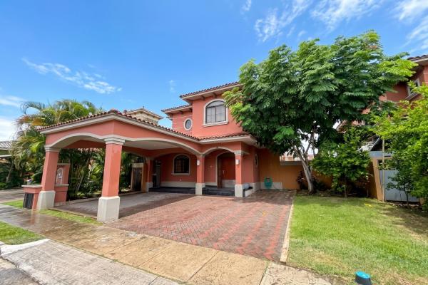 Family home for sale costa sur – near int. schools