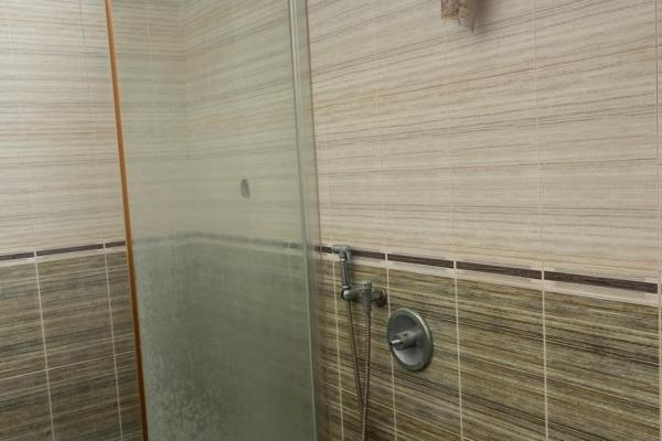 Banco vende penthouse en ph titanium