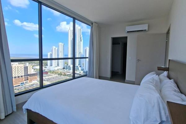 Elegant 2-bedroom apartment with panoramic view