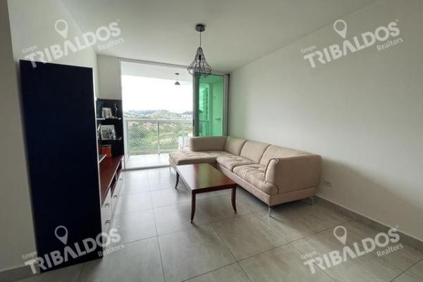 Venta de apartamento en condado gardens