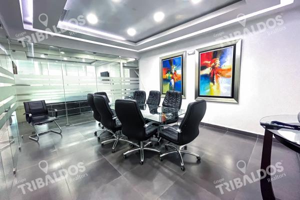 Se vende oficina amoblada en office one, obarrio