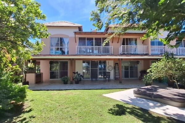 Venta de townhouse en villas de decameron, farallón, coclé