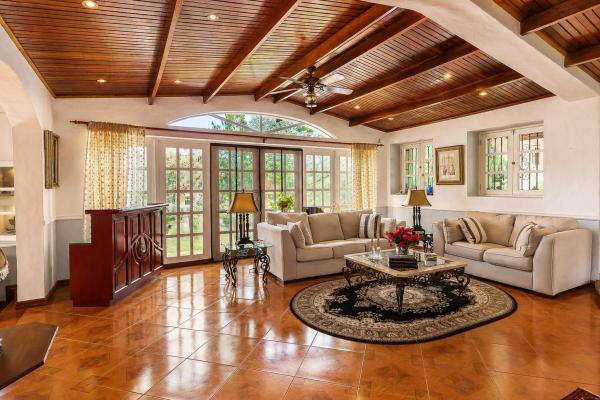 Venta de residencia tipo hacienda con ríos y senderos vía al valle de antón