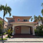 Casa en venta en costa sur - p.h. villa valencia