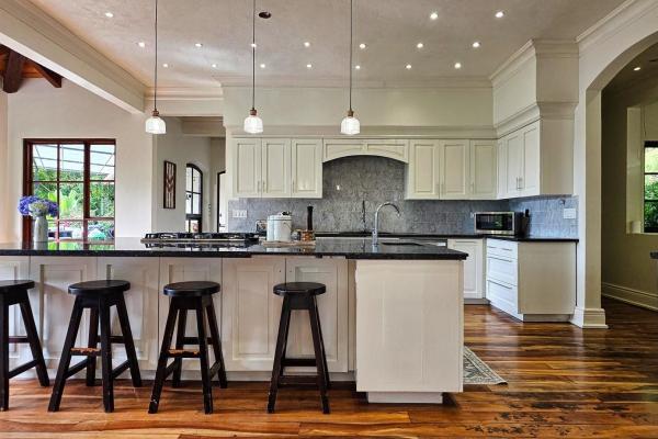 Luxury mountain estate in volcan, tisingal
