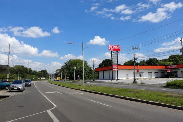Warehouse sale in las cumbres