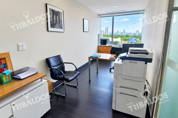 Venta de oficina en ph bmw plaza, calle 50