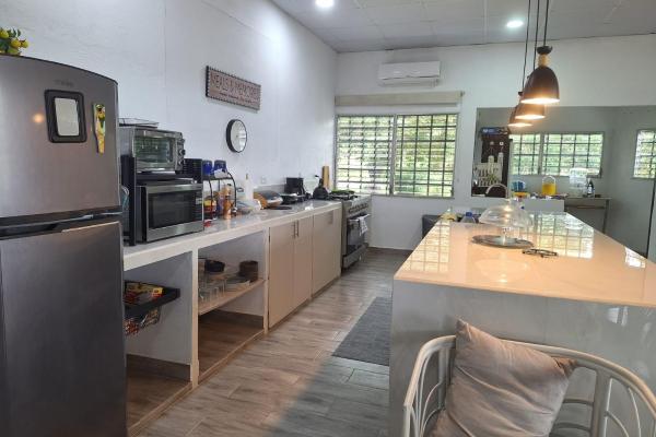 Casa con piscina y 1,8 hectáreas de terreno