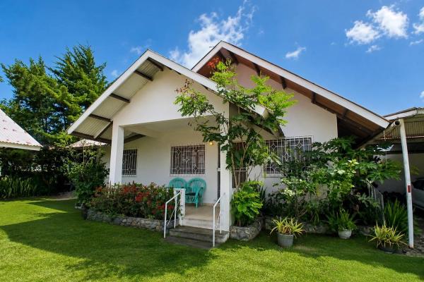 Four rental homes for sale in alto boquete