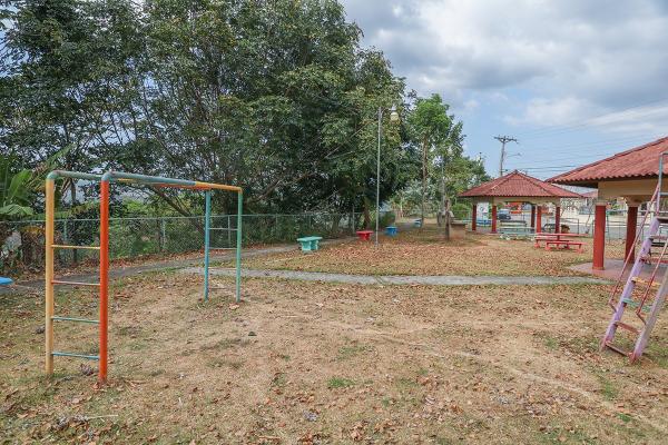 Venta de casa en brisas del golf