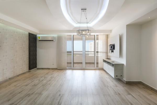Venta de penthouse en ph parque lefevre sky