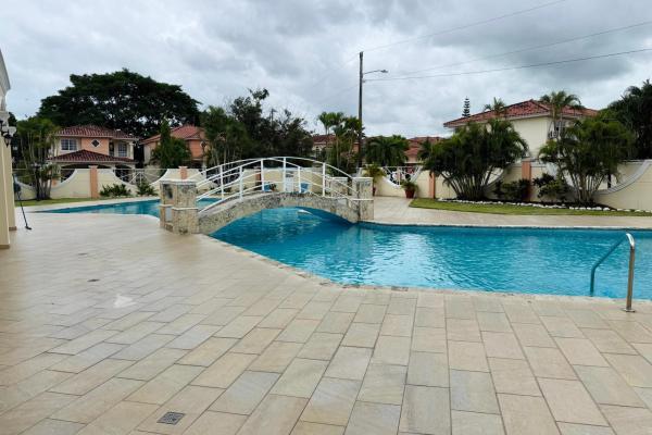 Casa en alquiler en costa sur - ph villa valencia