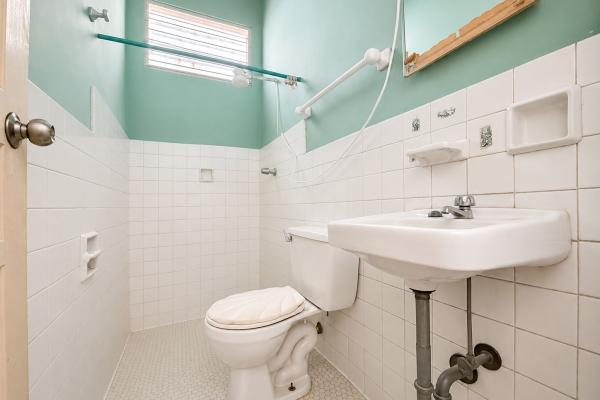 Venta de casa en bethania calle 74 área comercial