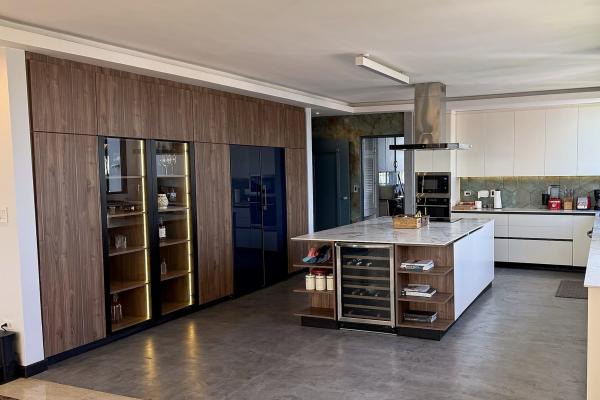 The bay at your feet · 360° · 13th floor la cresta