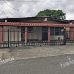 Venta de casa en club x, bethania