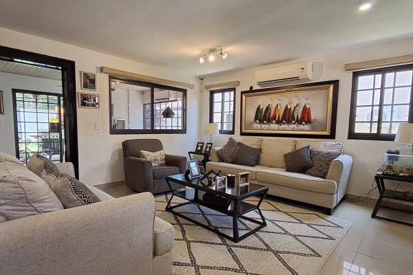 Sale of family house in ph sunset hills, costa verde