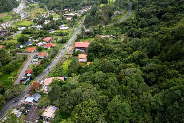 Excelente terreno comercial en bajo boquete panamá