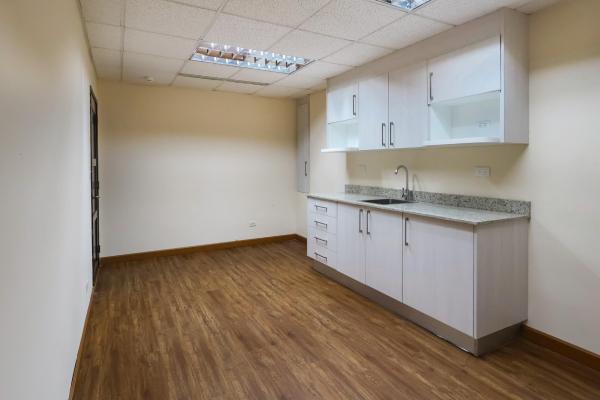 Entire office floor for rent on calle 50