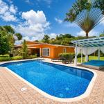 Casa con piscina en san marino oceanfront, maría chiquita, colón