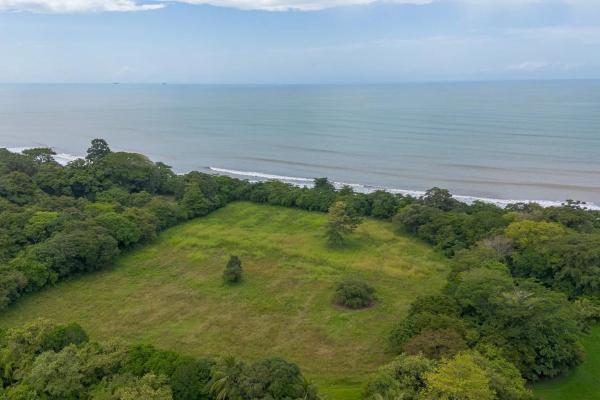 +9 hectáreas de terreno plano frente al mar en venta