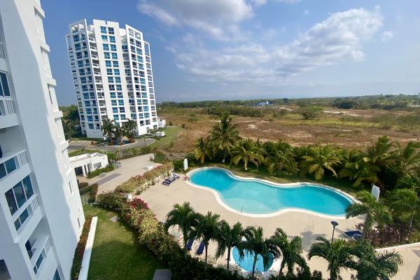 Venta de apartamento en playa blanca ph founders