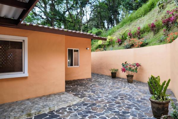 Beautiful house for sale -higlands altos del maria