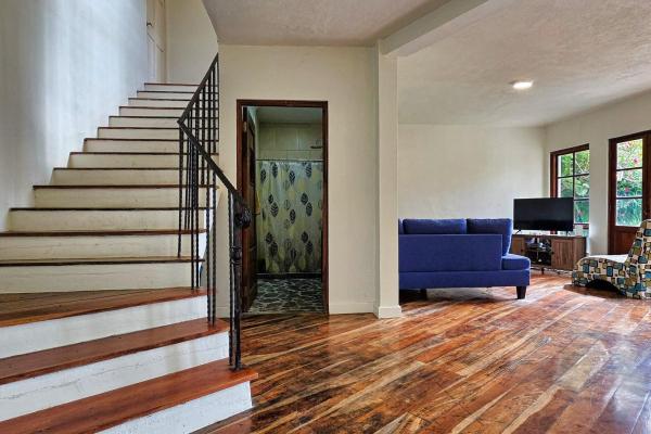 Luxury mountain estate in volcan, tisingal
