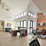 Venta de oficina en casa pérez alemán, casco antiguo