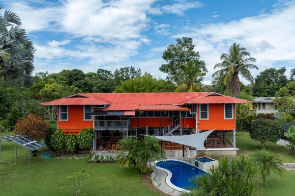 Ocean-view property in las palmas puerto armuelles