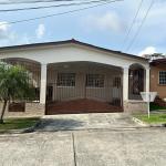 Se vende casa en brisas del golf