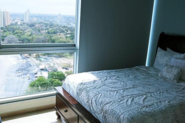 Venta de penthouse en gorgona, ph royal palm