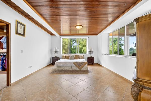 Highland investment estate with rare water concess