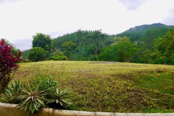 Casita de montaña y gran terreno